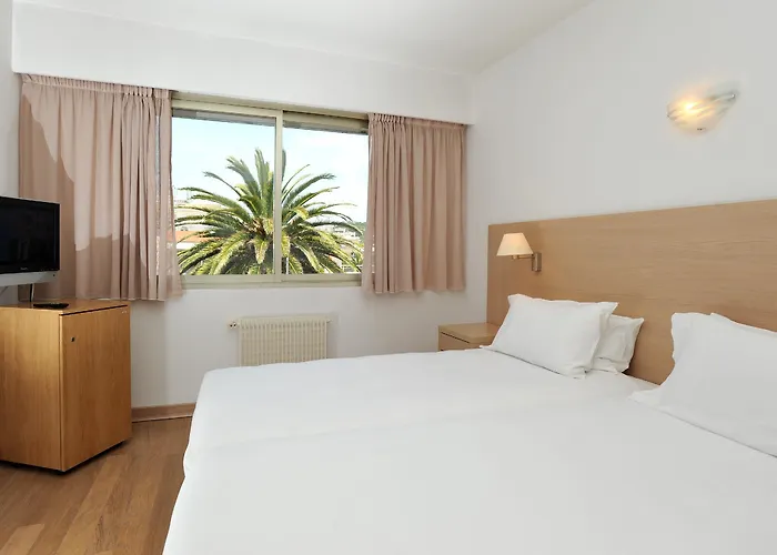 Hotel Mercure Loubet 4*