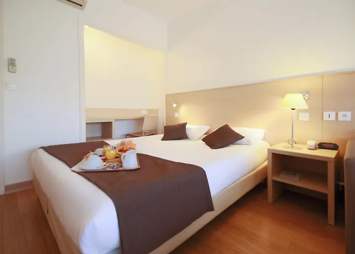 Mercure Loubet Hotel 4*