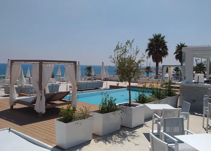 Mercure Loubet