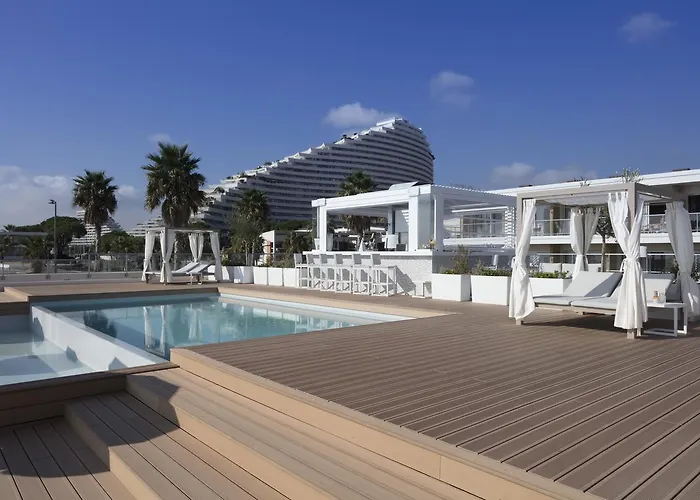 Hotel Mercure Loubet 4*