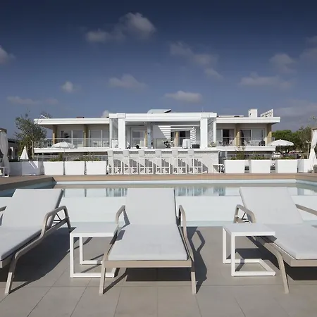 Mercure Loubet Hotel