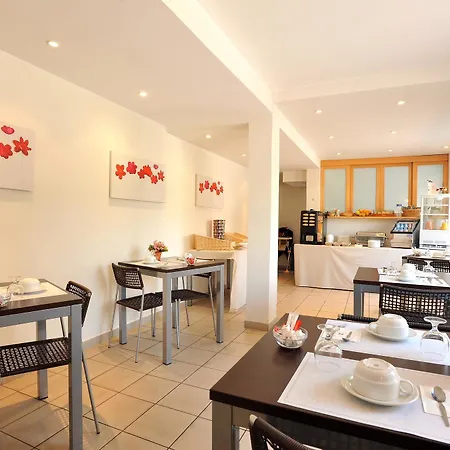 Hotel Mercure Loubet 4*